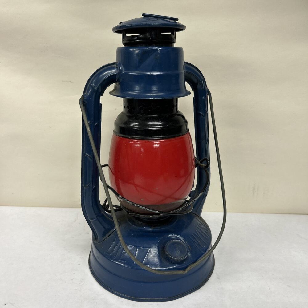 Vintage Dietz Blue Little Wizard R.R. Oil Lantern. NY RED Glass Globe